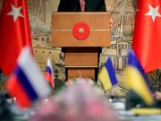 Россия отправляет делегацию в Стамбул для организации переговоров с Украиной Россия отправляет делегацию в Стамбул для организации переговоров с Украиной