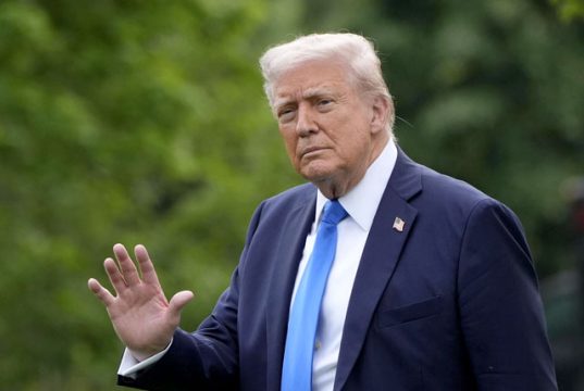 Трамп заявил о «тотальной перезагрузке» и «большом прогрессе» в отношениях с Китаем Трамп заявил о «тотальной перезагрузке» и «большом прогрессе» в отношениях с Китаем