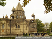 Пашинян стал разрушать одну из главных исторических скреп Армении