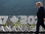 Трамп много грозит, но мало делает