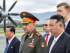 Шойгу по поручению Путина прилетел в Пхеньян, где встретится с Ким Чен Ыном