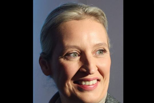 «Танки, ракеты, миллиарды»: Германия бросит против России все