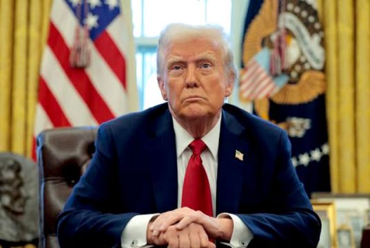 Дональд Трамп резко раскритиковал председателя ФРС Джерома Пауэлла Дональд Трамп резко раскритиковал председателя ФРС Джерома Пауэлла