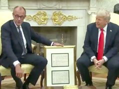 Канцлер Германии Фридрих Мерц передал Трампу свидетельство о рождении его деда Канцлер Германии Фридрих Мерц передал Трампу свидетельство о рождении его деда