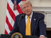 Трамп опроверг полную остановку поставок оружия Украине, но уточнил: мы должны быть уверены, что у нас самих его достаточно.