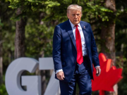 Дружеская льгота: 51-я звездочка на флаге США будет в виде канадского кленового листа?