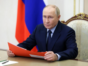 Путин посмертно наградил замглавкома ВМФ Гудкова второй «Золотой Звездой»