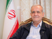 Рукопожатие Пезешкиана с Алиевым и переговоры с США вызывают гнев иранцев