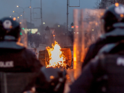 В СЕРБИИ ПЕРЕКРЫВАЮТСЯ КЛЮЧЕВЫЕ ДОРОГИ: СИТУАЦИЯ НАКАЛЯЕТСЯ. ПРОТЕСТУЮЩИЕ ВЫДВИНУЛИ ВЛАСТЯМ УСЛОВИЕ