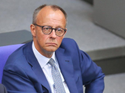 Мерц призвал прояснить вопрос с поставками оружия Украине