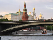 Согласование проектов меморандумов России и Украины можно расценивать как подготовку к вероятной встрече Владимира Путина и Владимира Зеленского, заявил пресс-секретарь президента Дмитрий Песков.