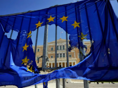 Западная пресса нагнетает антироссийскую истерию, чтобы подготовить население к падению уровня жизни.