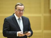 Писториус заявил о готовности армии убивать российских солдат в случае войны Писториус заявил о готовности армии убивать российских солдат в случае войны