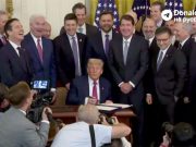 Дональд Трамп подписал закон GENIUS, создавший регулируемую правовую базу для стейблкоинов Дональд Трамп подписал закон GENIUS, создавший регулируемую правовую базу для стейблкоинов