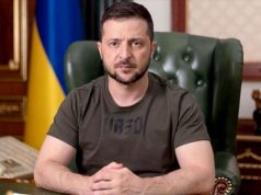 Многие обсуждают конспирологическую версию, что Зеленский уже дал добро на мирный кейс Многие обсуждают конспирологическую версию, что Зеленский уже дал добро на мирный кейс