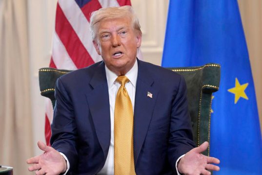 Дональда Трамп: любой штат, который построил и полагался на ветряки и солнечную энергию, сталкивается с рекордным ростом цен на электричество и энергию Дональда Трамп: любой штат, который построил и полагался на ветряки и солнечную энергию, сталкивается с рекордным ростом цен на электричество и энергию