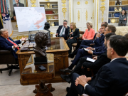 «Макриони» с… гинекологом!