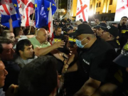 Если преступник при задержании оскорбляет полицейских, во время судебного процесса кидается на судей и обливает их водой, а затем в тюрьме бьет охрану по голове, мириться со всем этим – это полнейший маразм.