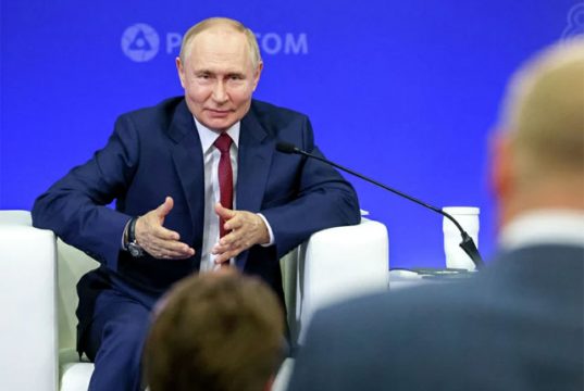 Путин: Технологии, которыми обладает Россия для работы в Арктике, не обладает никто Путин: Технологии, которыми обладает Россия для работы в Арктике, не обладает никто