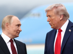 Трамп намерен лично ответить Путину на предложение сохранить ограничения по ДСНВ