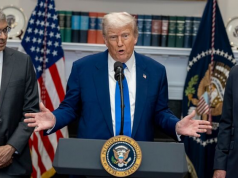 Трамп заявил, что выпустит указ об идентификации каждого избирателя во время голосования на выборах