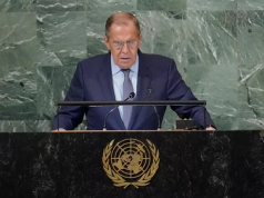 Лавров осадил журналиста за просьбу перейти на английский