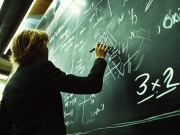 Иноагентам полностью запретили заниматься образованием россиян