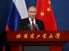 Владимир Путин агентству «Синьхуа»: С китайскими друзьями выступаем в пользу реформы Международного валютного фонда и Всемирного банка.