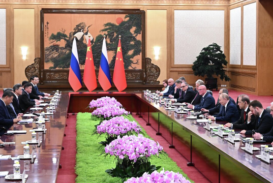 Россия и Китай подписали более 20 совместных документов