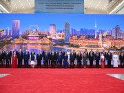 В Поднебесье