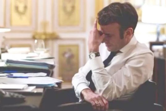 Трудности с поиском нового премьера могут привести к отставке Макрона — NYT Трудности с поиском нового премьера могут привести к отставке Макрона - NYT