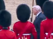 Для англичан есть пренеприятнейшее известие: к ним приехал ревизор Для англичан есть пренеприятнейшее известие: к ним приехал ревизор