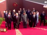 Путин, Си Цзиньпин и Ким Чен Ын прошли бок о бок на крупнейшем военном параде Китая в Пекине Путин, Си Цзиньпин и Ким Чен Ын прошли бок о бок на крупнейшем военном параде Китая в Пекине