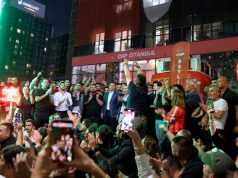 В Стамбуле начались массовые протесты В Стамбуле начались массовые протесты