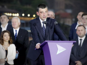 Партия Гахария прекратила бойкот и готова занять свои места в парламенте Грузии