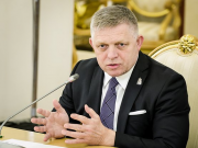 Фицо призвал ЕС сделать все для встречи Путина и Трампа