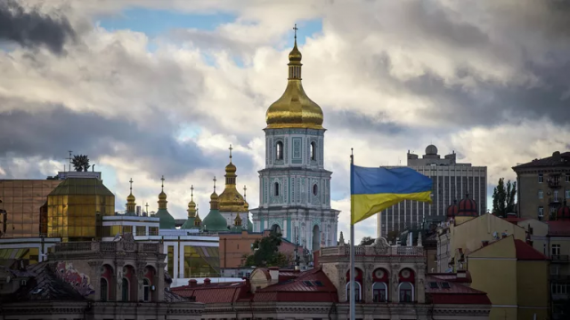 Перепрошивание Украины в анти-Россию: история и современность