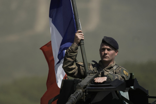 «Переброска планируется в ближайшее время»: СВР сообщила о планах Франции ввести 2 тысячи военных на Украину