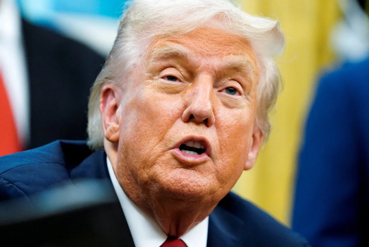 Президент США Дональд Трамп намерен встретиться с лидером Китая Си Цзиньпином в Южной Корее в ближайшие недели. Президент США Дональд Трамп намерен встретиться с лидером Китая Си Цзиньпином в Южной Корее в ближайшие недели.