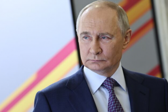 Ушаков: Путин изложил Трампу позицию по ближневосточному урегулированию