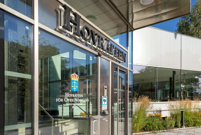 Слишком быстро насиловал, поэтому его нельзя выслать из страны Слишком быстро насиловал, поэтому его нельзя выслать из страны