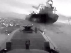 Украинские СМИ пишут, что танкеры из теневого флота РФ в Черном море атаковали безэкипажные дроны СБУ Sea Baby Украинские СМИ, со ссылкой на источники, пишут, что танкеры из теневого флота РФ в Черном море атаковали безэкипажные дроны СБУ Sea Baby