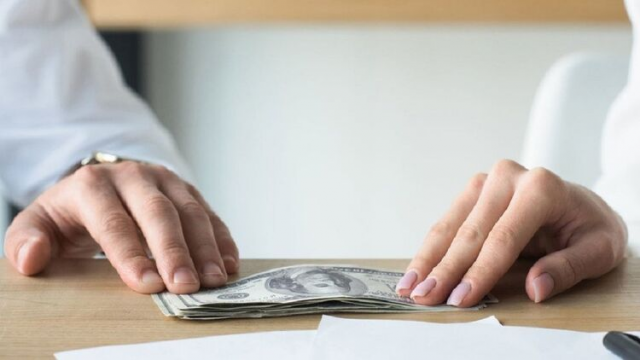 Склонить к уступкам или взять под контроль. Приближает ли скандал с Миндичем завершение войны в Украине