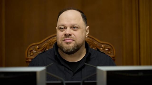 Рада взяла перерыв в работе на неопределённое время из-за коррупционного скандала