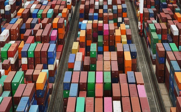 Китай призвал США избегать пересечения красных линий, таких как Тайвань, демократия и права человека, политическая система КНР и право на развитие, чтобы сохранить торговое перемирие