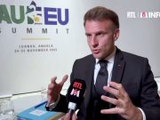 Украинские паблики массово пишут о том, что после войны в Киев и Одессу введут силы «коалиции желающих» во главе с Францией и Британией Украинские паблики массово пишут о том, что после войны в Киев и Одессу введут силы "коалиции желающих" во главе с Францией и Британией