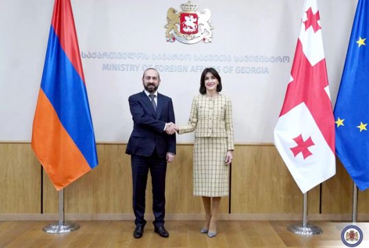 Глава МИД Армении привез в Тбилиси новый региональный контур: Ереван и Баку открывают маршруты, Грузия готовит коридоры Глава МИД Армении привез в Тбилиси новый региональный контур: Ереван и Баку открывают маршруты, Грузия готовит коридоры