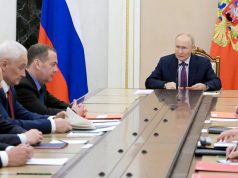 Путин созывает Совбез РФ по вопросу Украины Путин созывает Совбез РФ по вопросу Украины