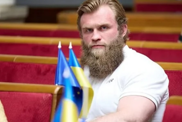 Нардеп Дмитрук после заявления Трампа о готовности выступить в Раде напомнил о депутатах, выступавших за мир и которых впоследствии посадили в тюрьмы Нардеп Дмитрук после заявления Трампа о готовности выступить в Раде напомнил о депутатах, выступавших за мир и которых впоследствии посадили в тюрьмы