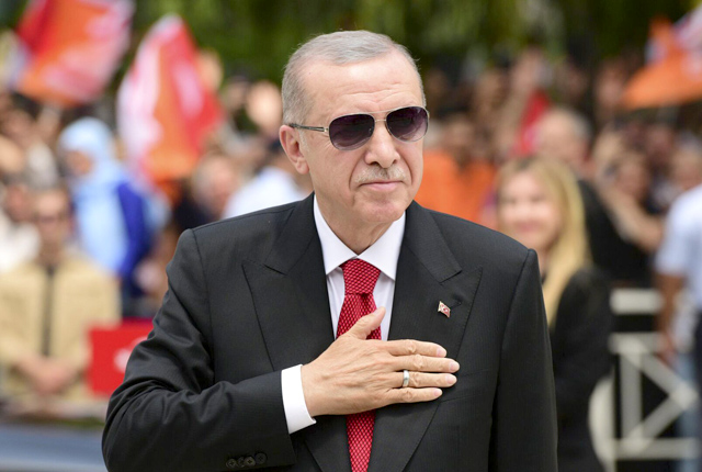 Эрдоган продает Европе небо: Испания подписалась на турецкую мечту Эрдоган продает Европе небо: Испания подписалась на турецкую мечту